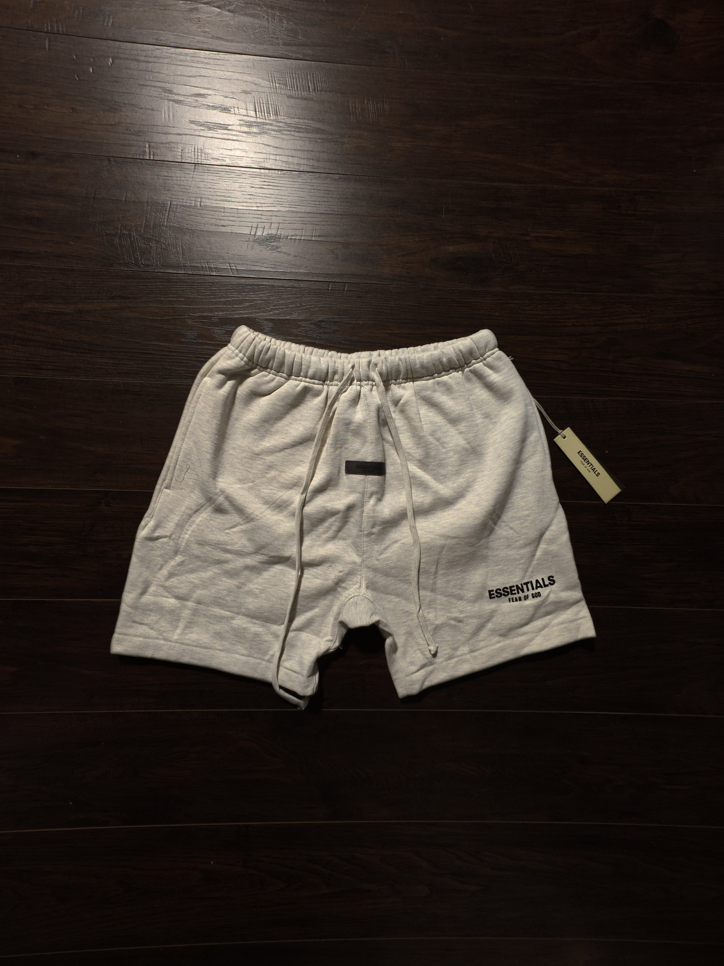 Fear of God Essentials Sweatshort Light Oatmeal [NEW]