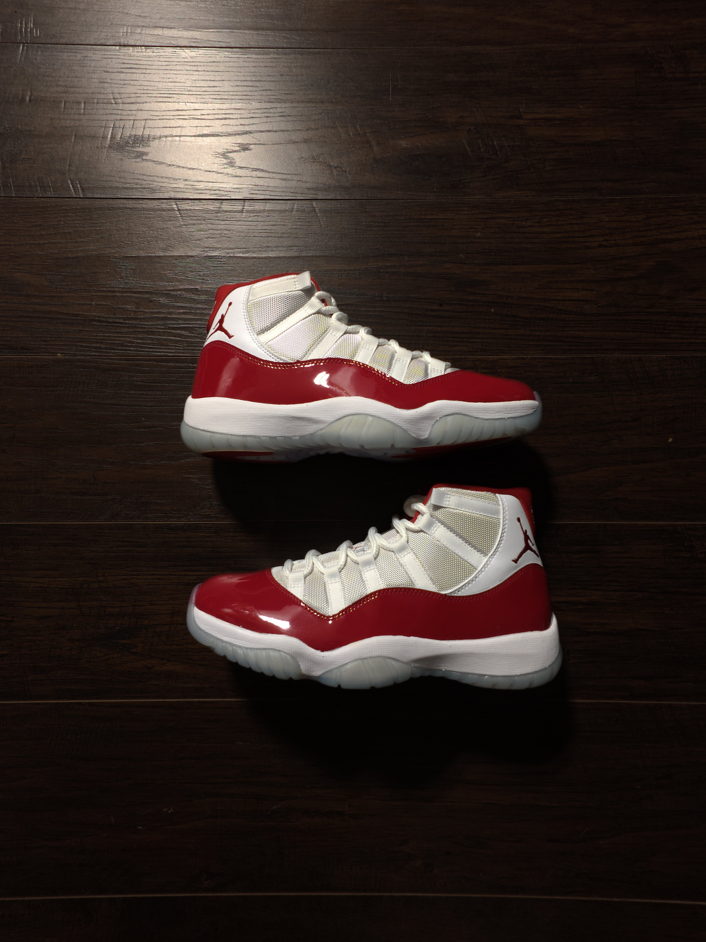 Jordan 11 Retro Cherry (2022) [NEW] – 9.5M