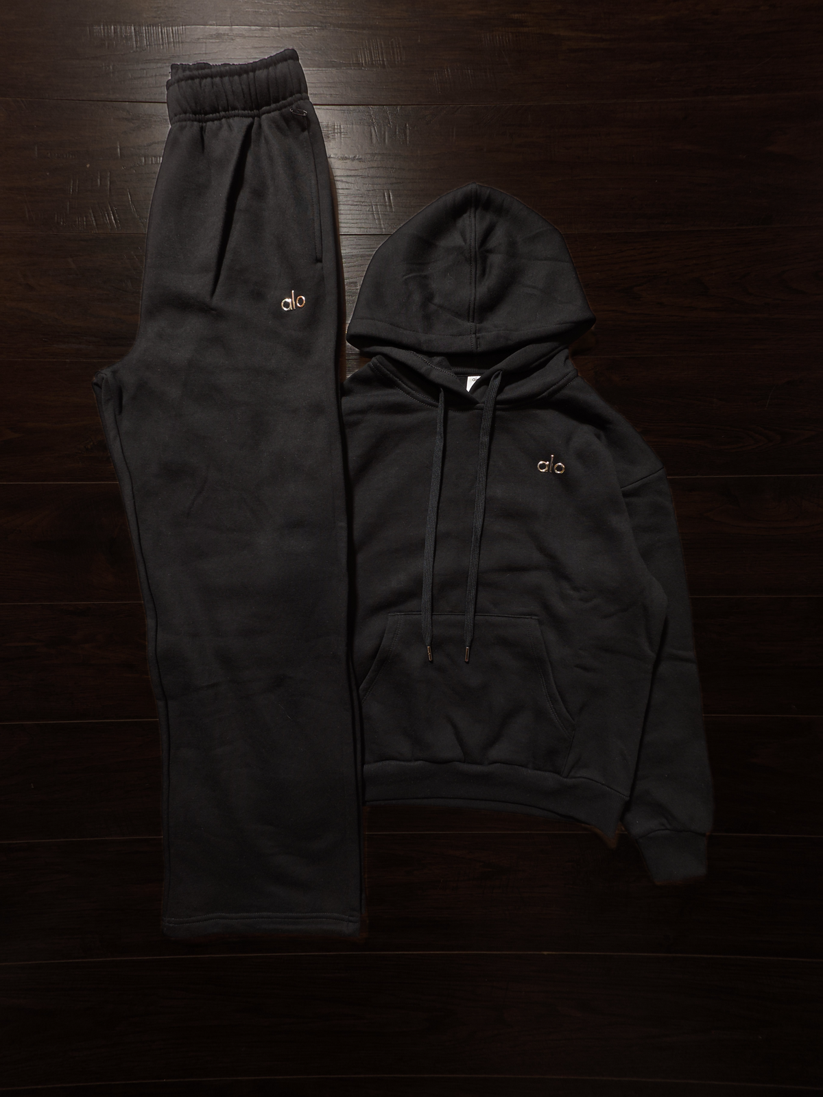 Alo Accolade Hoodie & Straight-Leg Sweatpant Set - Black [NEW]