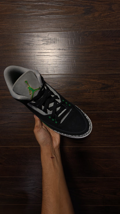 Jordan 3 Retro Pine Green [USED] - 9 M