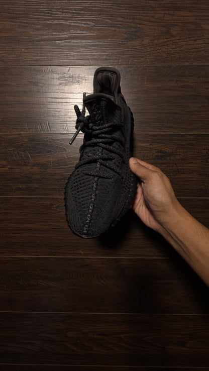 adidas Yeezy Boost 350 V2 Black (Non-Reflective) [USED] - 6.5 Y