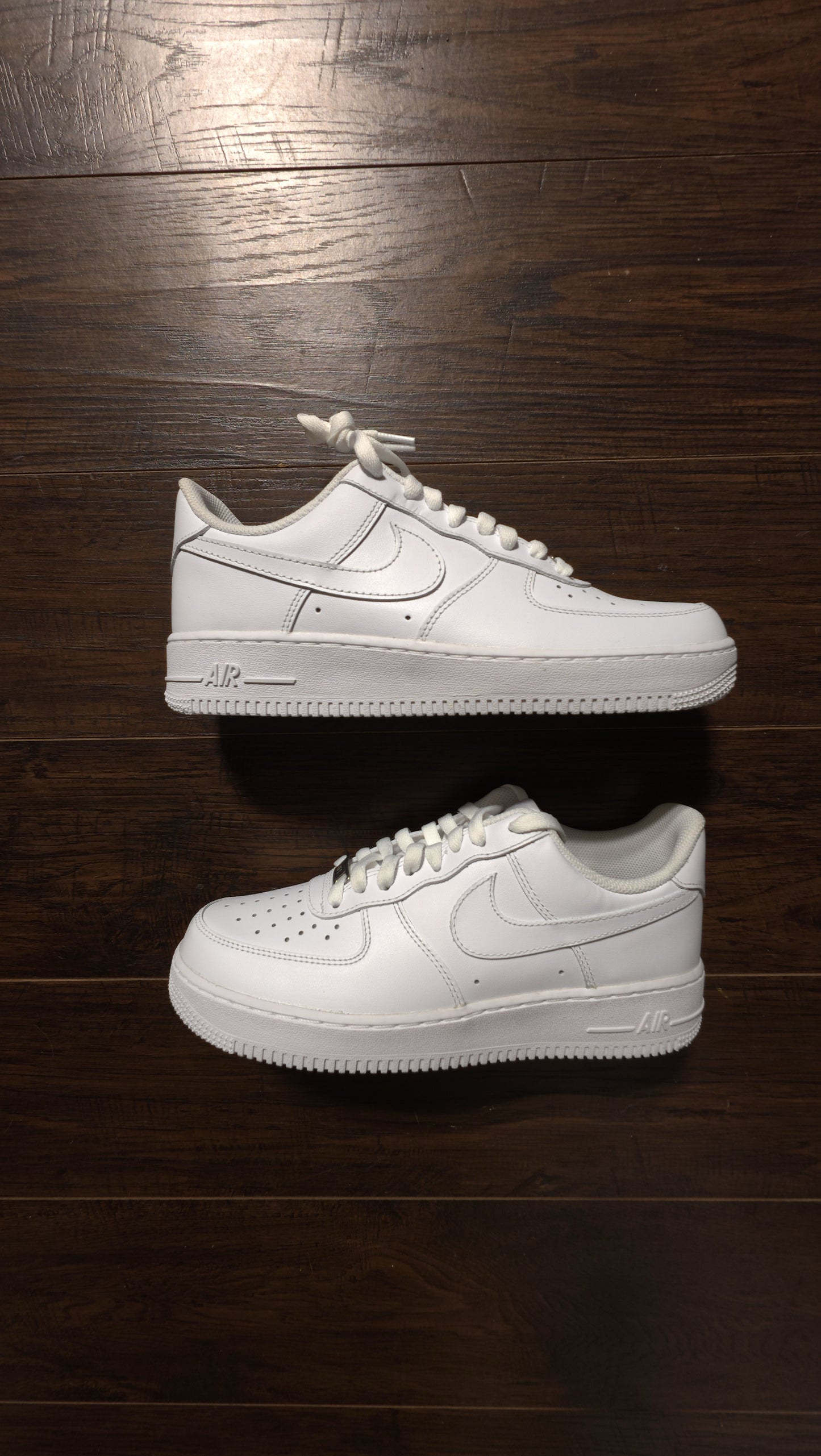 Nike Air Force 1 Low '07 White [NEW] - 9M/10M/10.5M