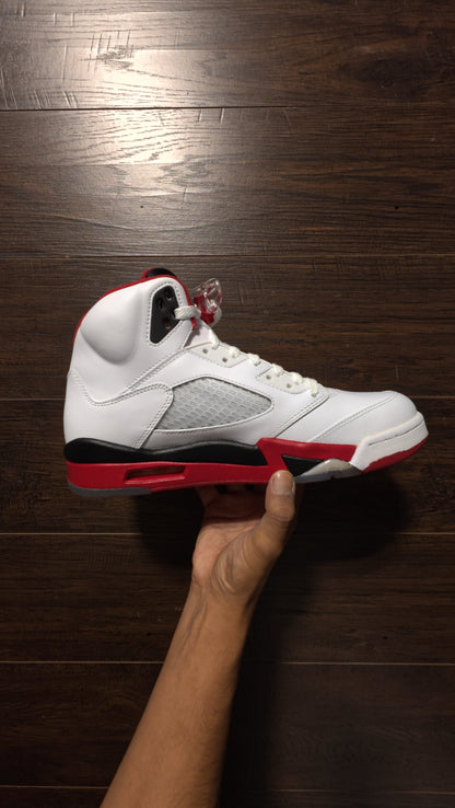 Jordan 5 Retro Fire Red Black Tongue (2013) [NEW] - 9.5 M