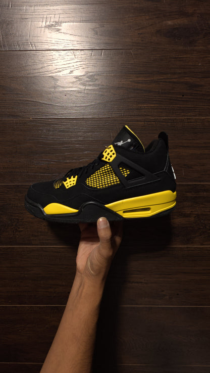 Jordan 4 Retro Thunder (2012) [NEW] - 9.5 M