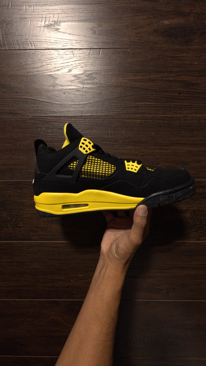 Jordan 4 Retro Thunder (2012) [NEW] - 9.5 M