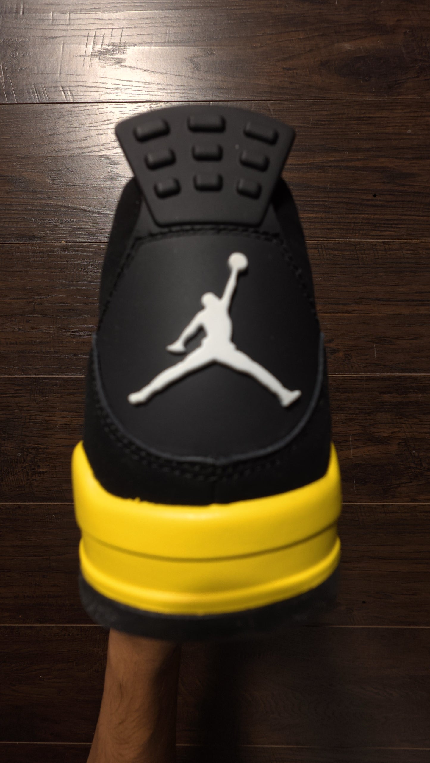 Jordan 4 Retro Thunder (2012) [NEW] - 9.5 M