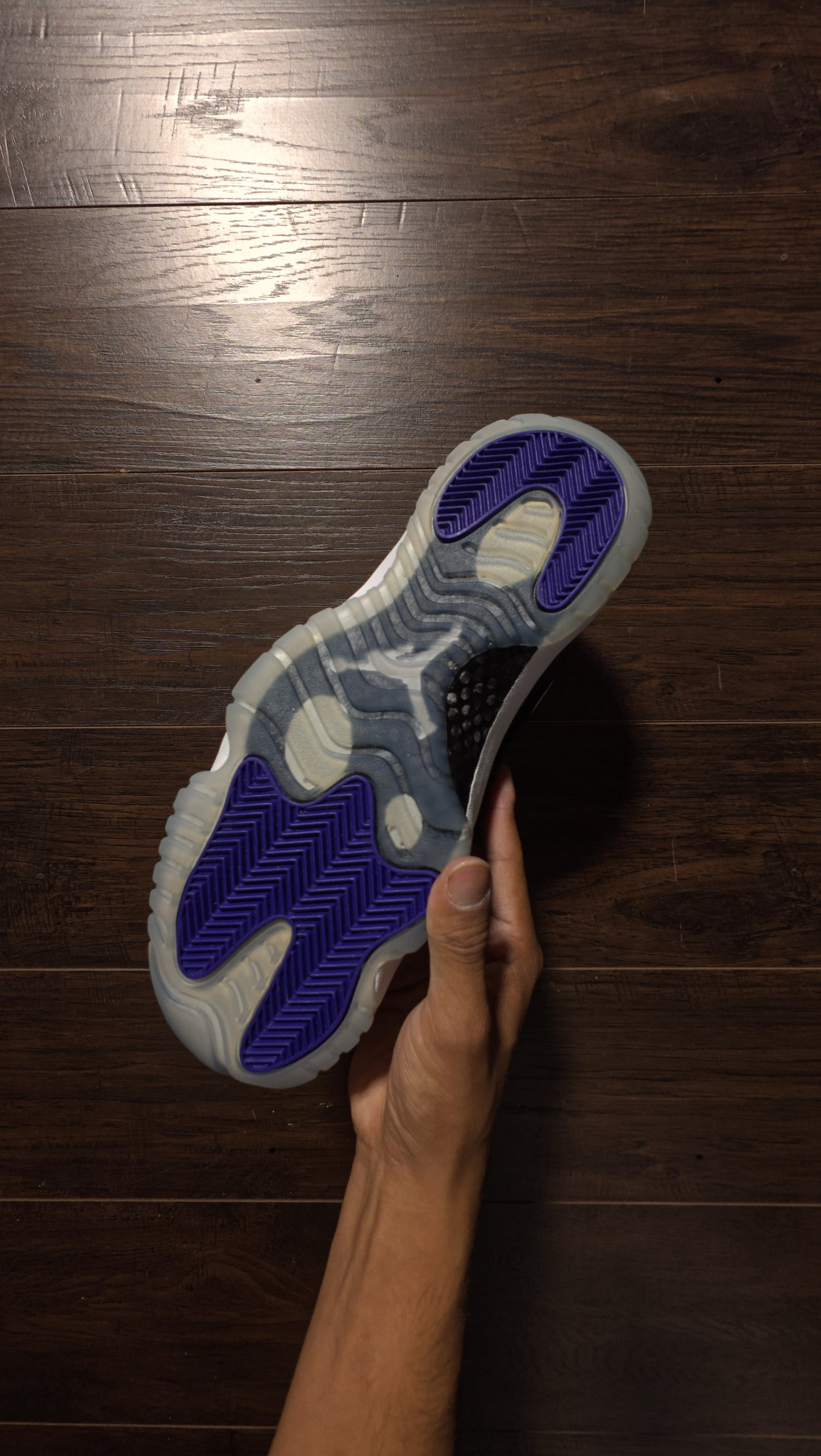 Jordan 11 Retro Low Concord [NEW] - 9.5 M