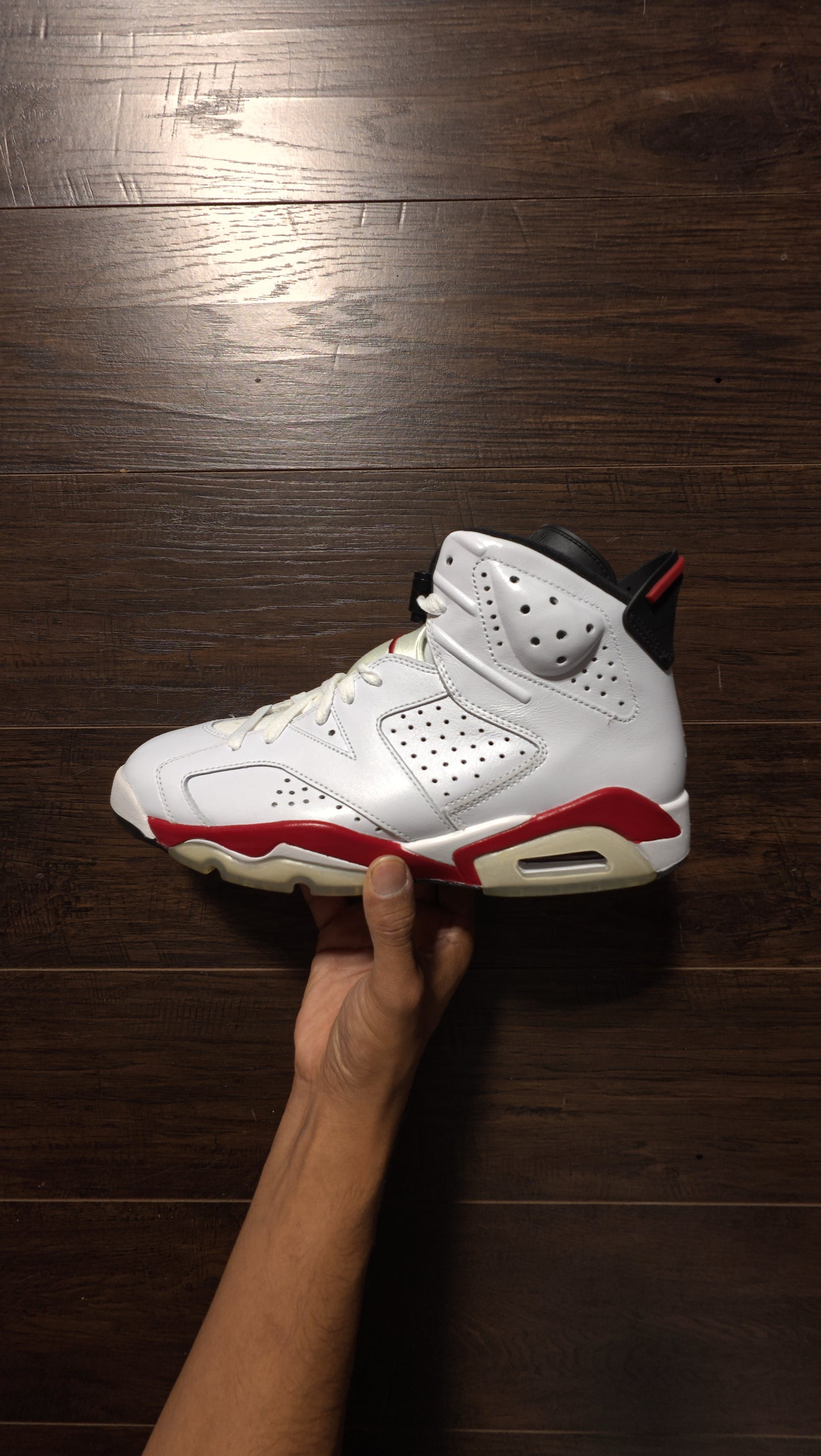 Jordan 6 Retro Bulls (2010) [NEW] - 9.5 M