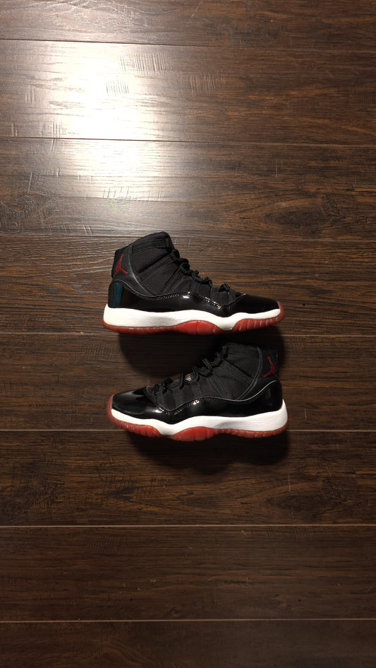 Jordan 11 Retro Playoffs Bred (2019) (GS) [USED] - 5.5Y