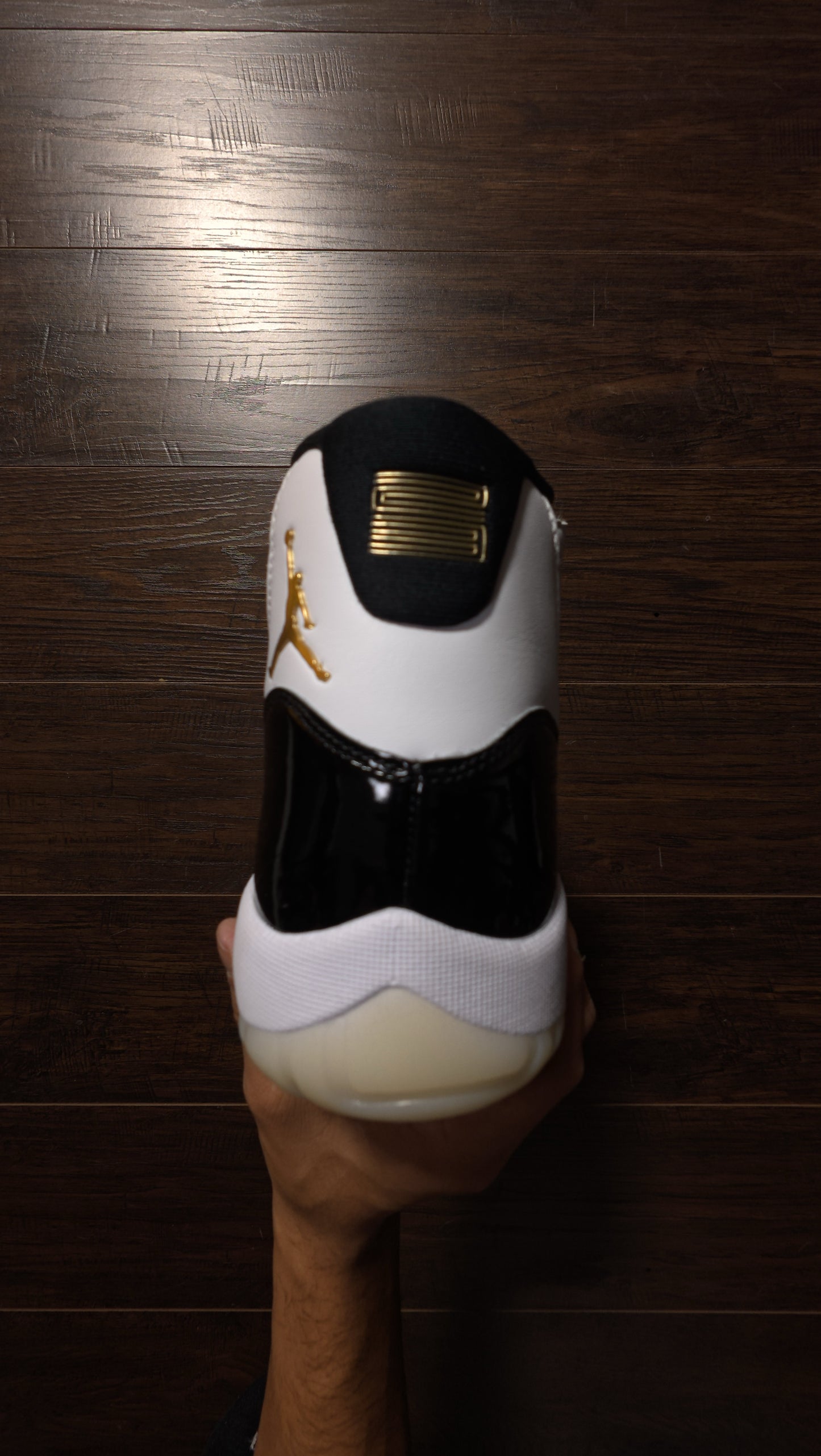 Jordan 11 Retro DMP Gratitude (2023) [USED] - 11 M