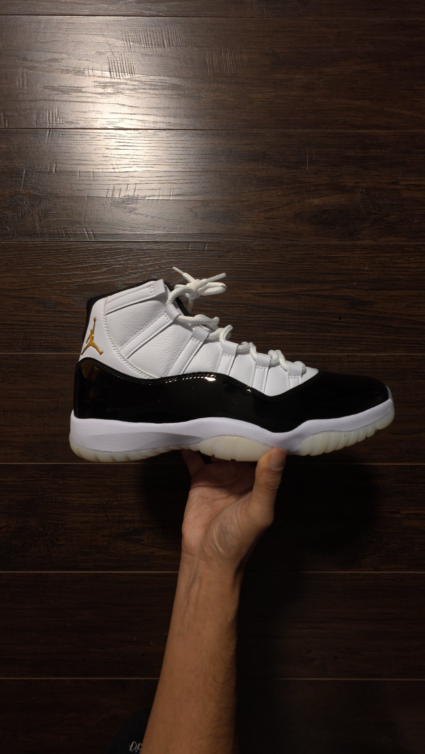 Jordan 11 Retro DMP Gratitude (2023) [USED] - 11 M