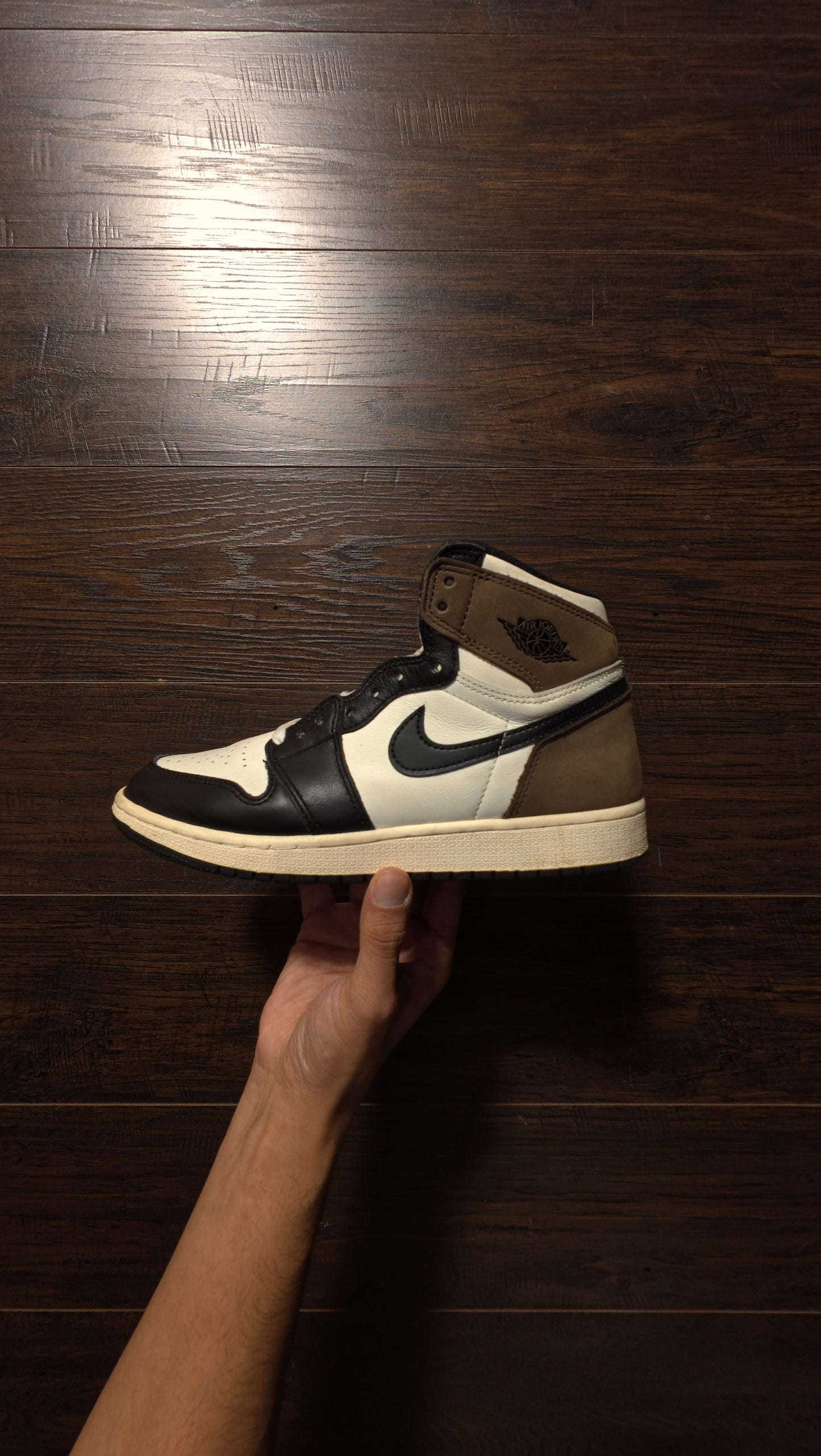 Jordan 1 Retro High Dark Mocha (GS) [USED] - 7Y