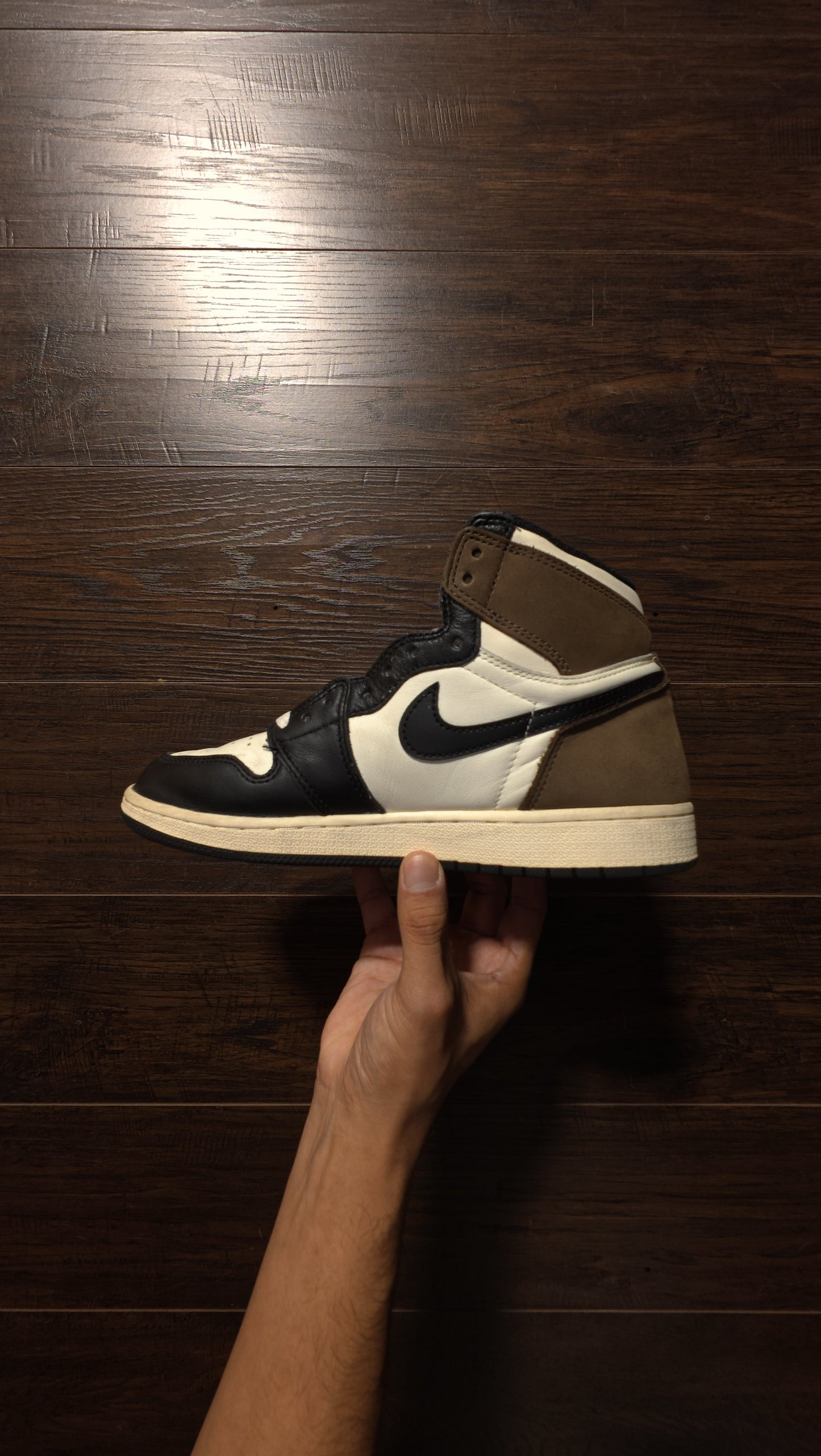 Jordan 1 Retro High Dark Mocha (GS) [USED] - 7Y