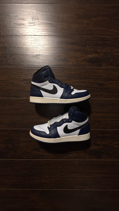 Jordan 1 Retro High OG Midnight Navy (GS) [USED] - 7Y