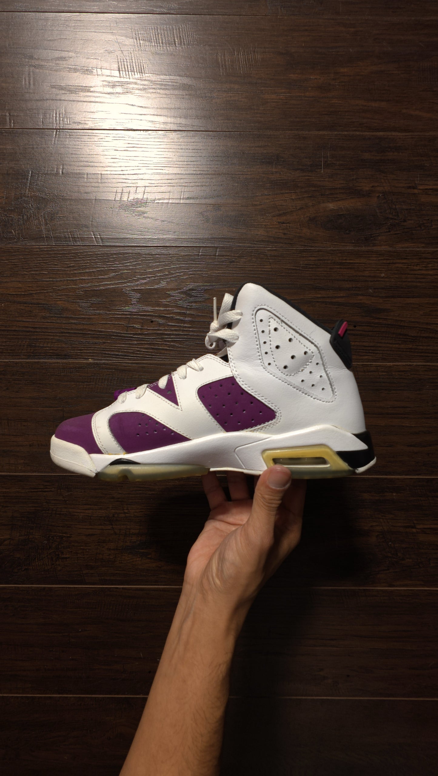 Jordan 6 Retro Grape (GS) [USED] - 7Y