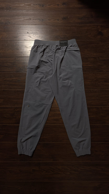 Zeroed In Classic-Fit Cargo Jogger Regular Solar Grey [NEW] - M