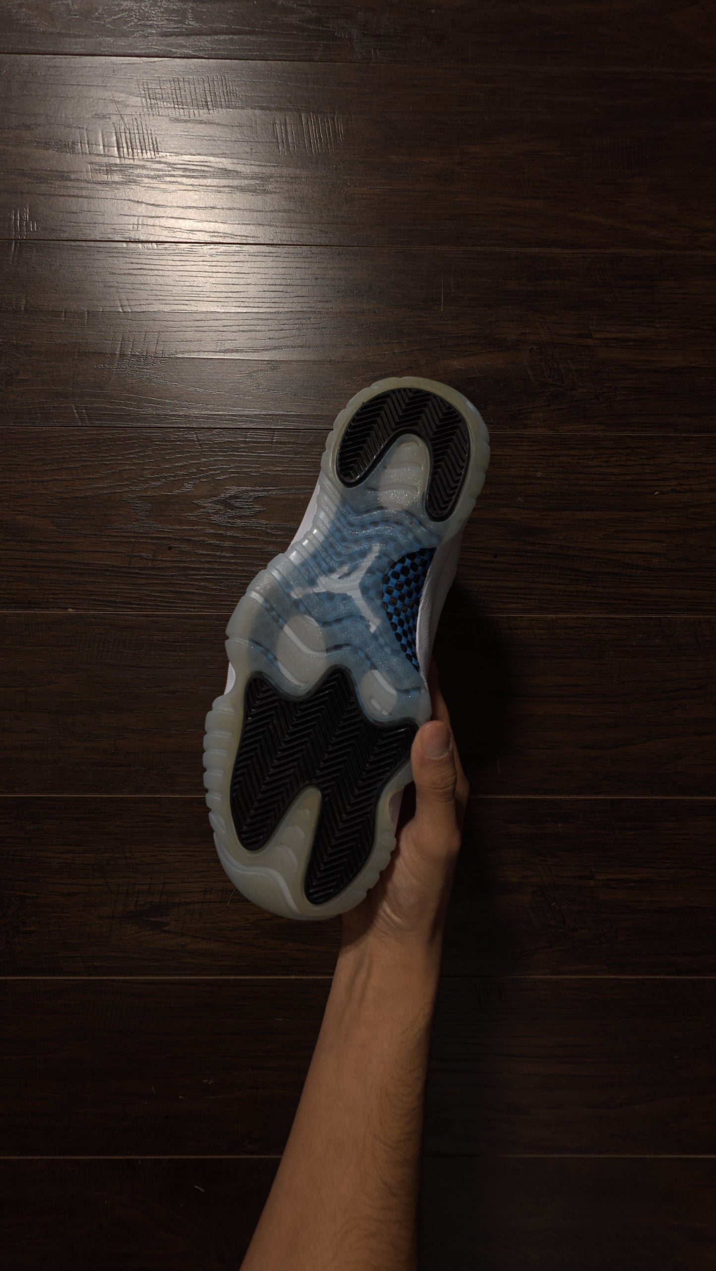 Jordan 11 Retro Low Legend Blue [USED] - 9.5 M