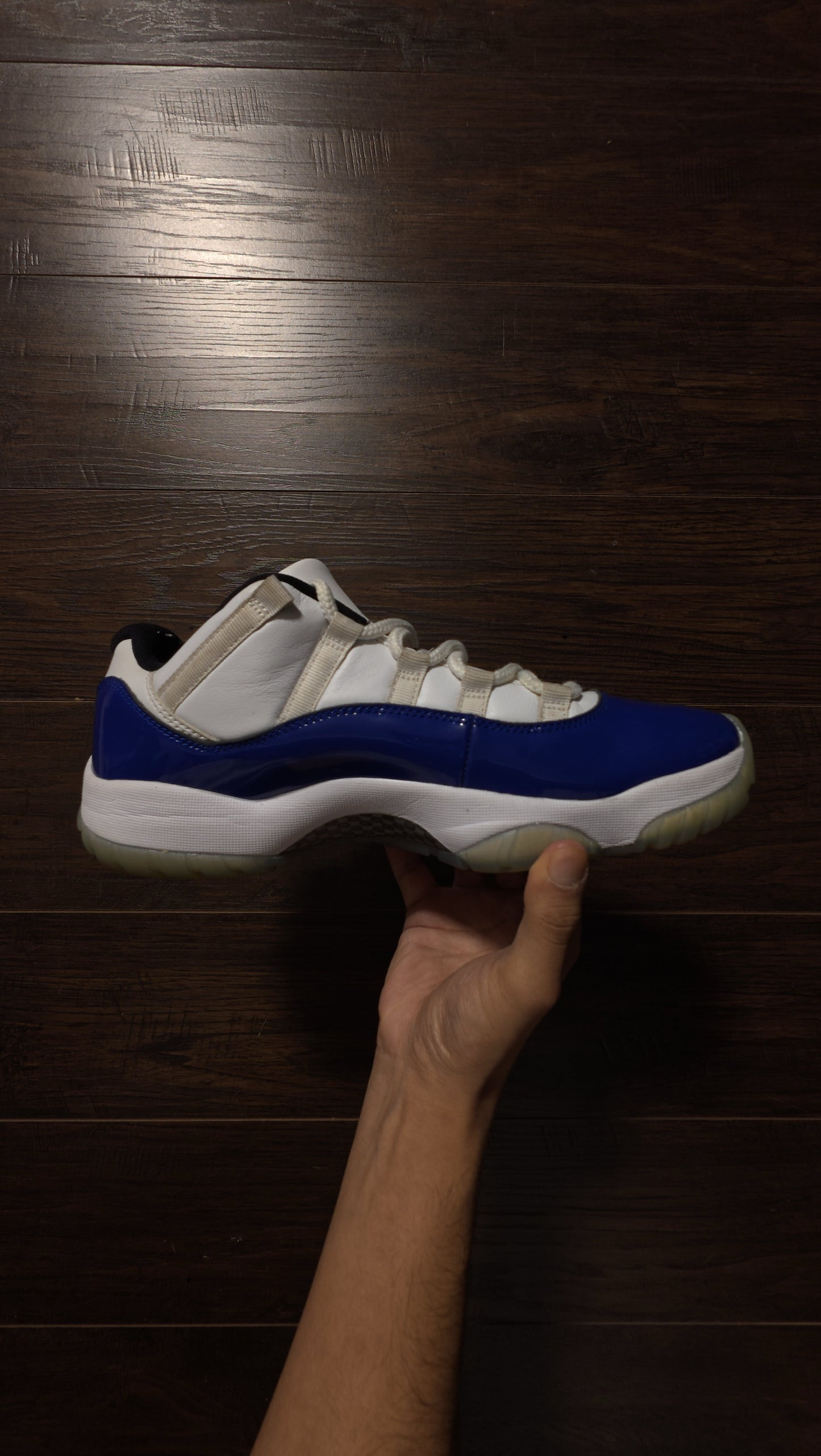 Jordan 11 Retro Low White Concord (Women's) [USED] - 10 M