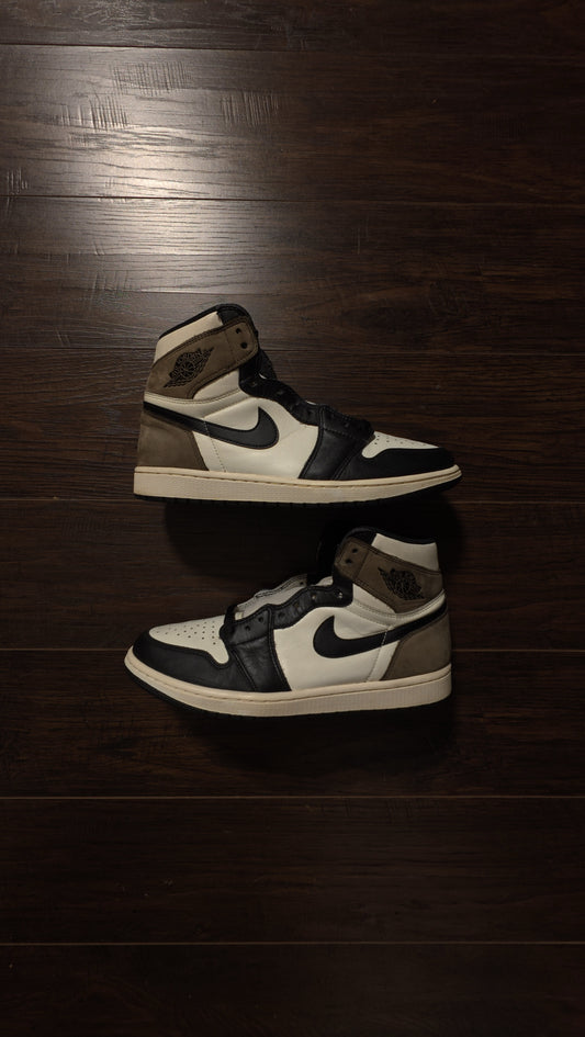 Jordan 1 Retro High Dark Mocha [USED] - 10.5 M