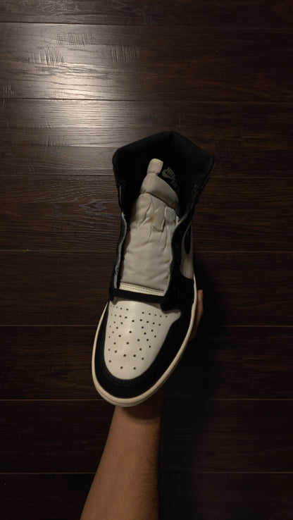 Jordan 1 Retro High Dark Mocha [USED] - 10.5 M