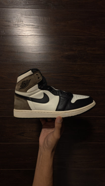 Jordan 1 Retro High Dark Mocha [USED] - 10.5 M