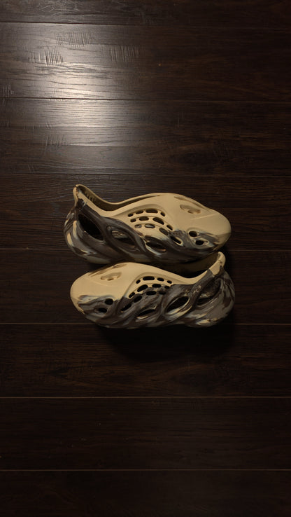 adidas Yeezy Foam RNNR MX Cream Clay [USED] - 9M