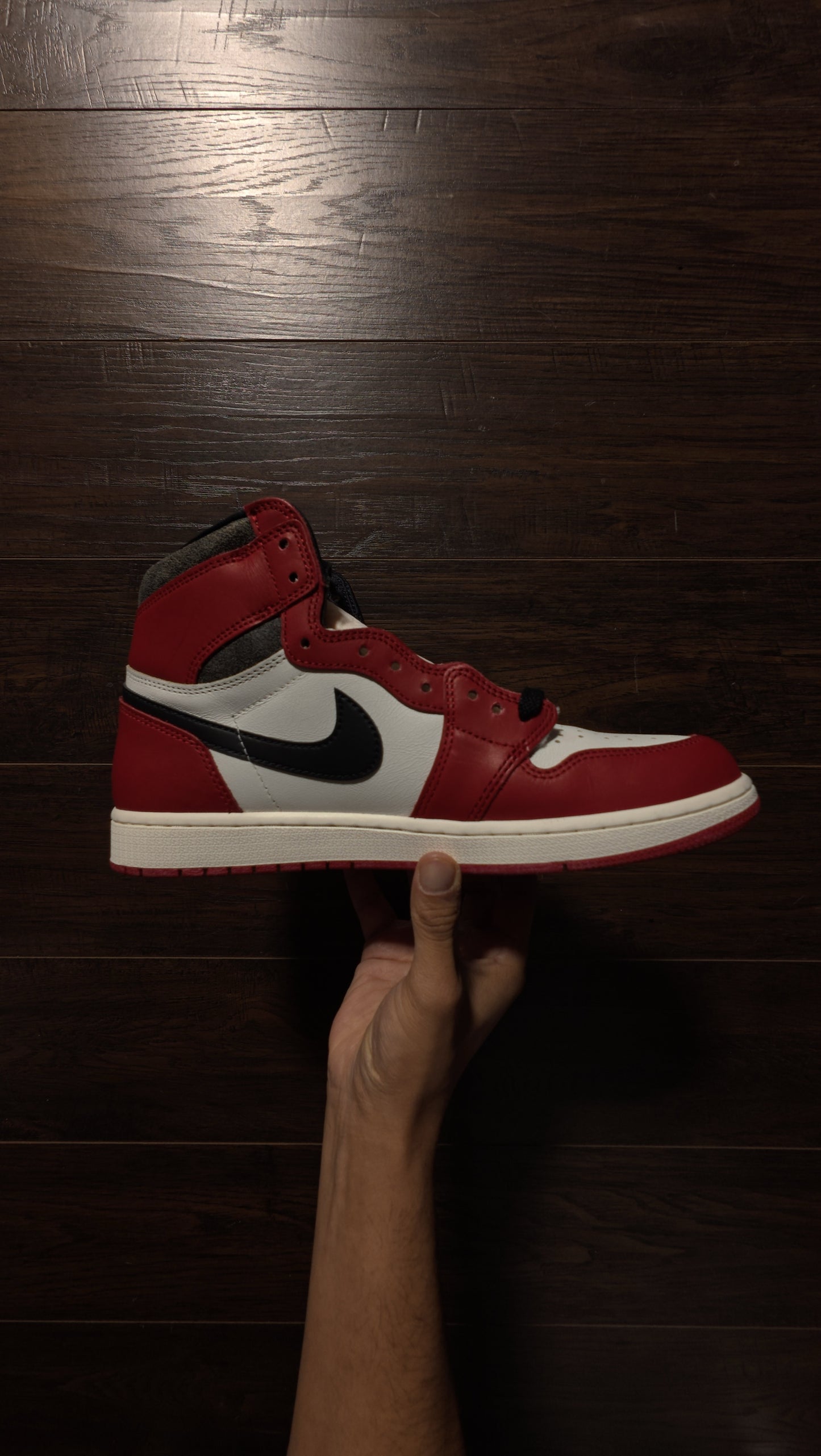 Jordan 1 Retro High OG Chicago Lost and Found [NEW] – 11M