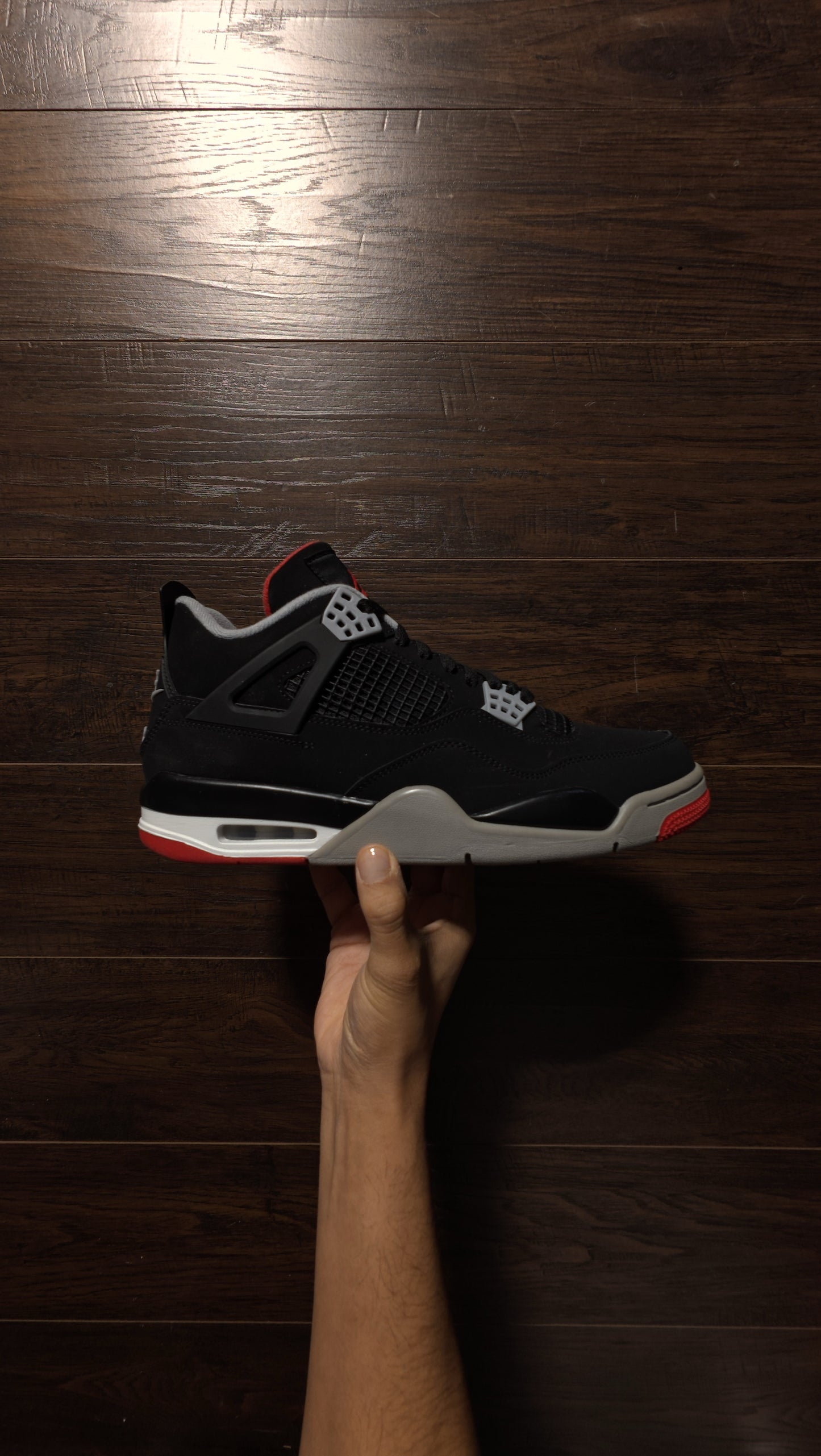 Jordan 4 Retro Bred (2019) [USED] – 11M