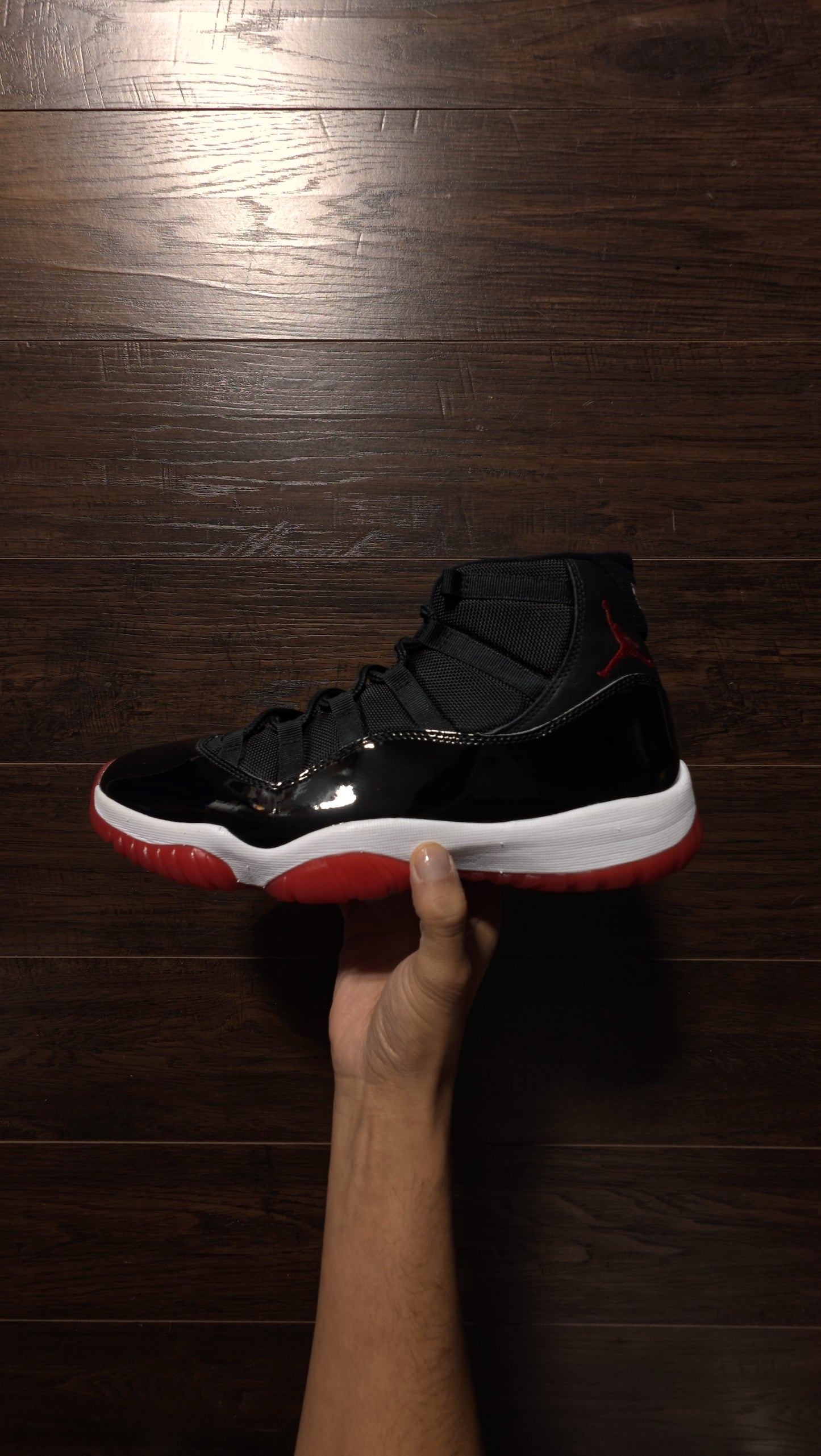 Jordan 11 Retro Playoffs Bred (2019) [USED] – 11M