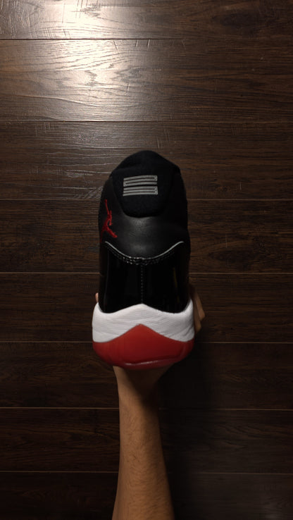Jordan 11 Retro Playoffs Bred (2019) [USED] – 11M