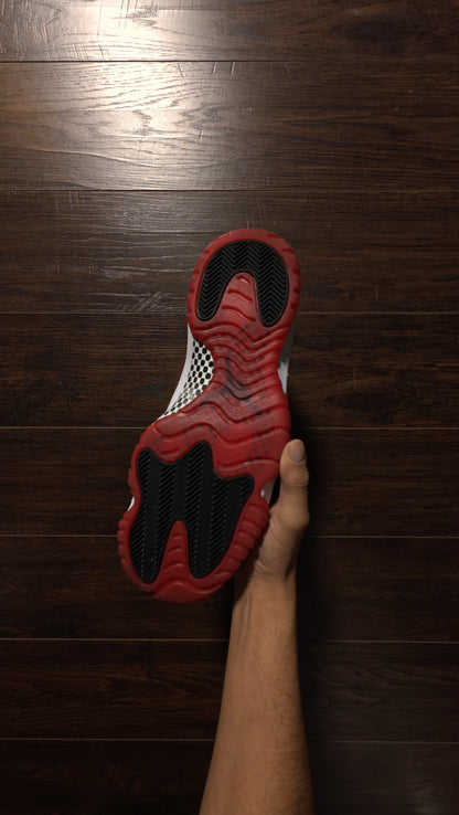 Jordan 11 Retro Playoffs Bred (2019) [USED] – 11M