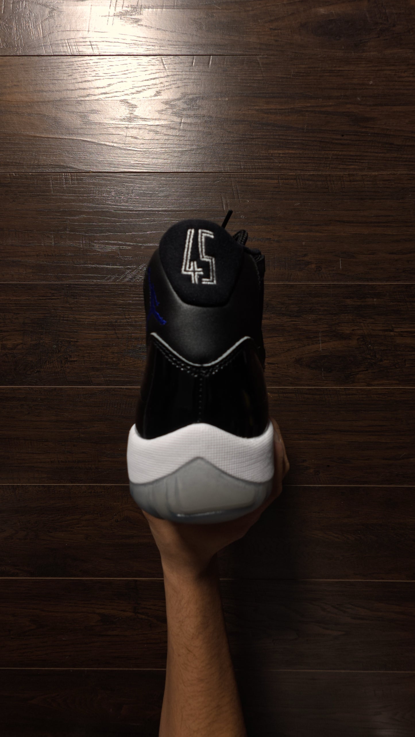 Jordan 11 Retro Space Jam (2016) [USED] – 11M