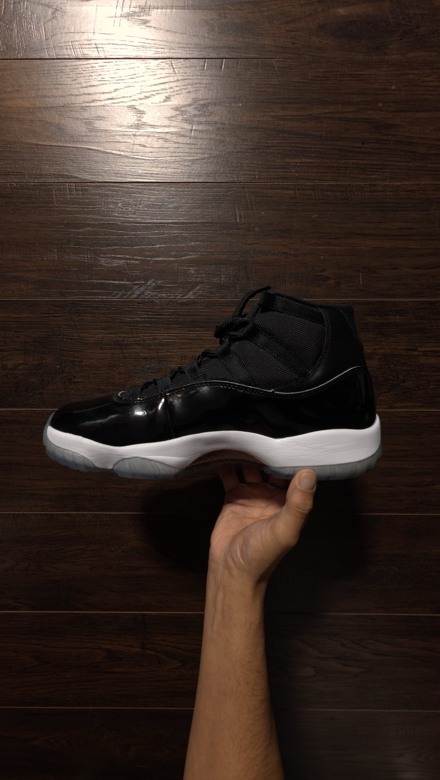 Jordan 11 Retro Space Jam (2016) [USED] – 11M
