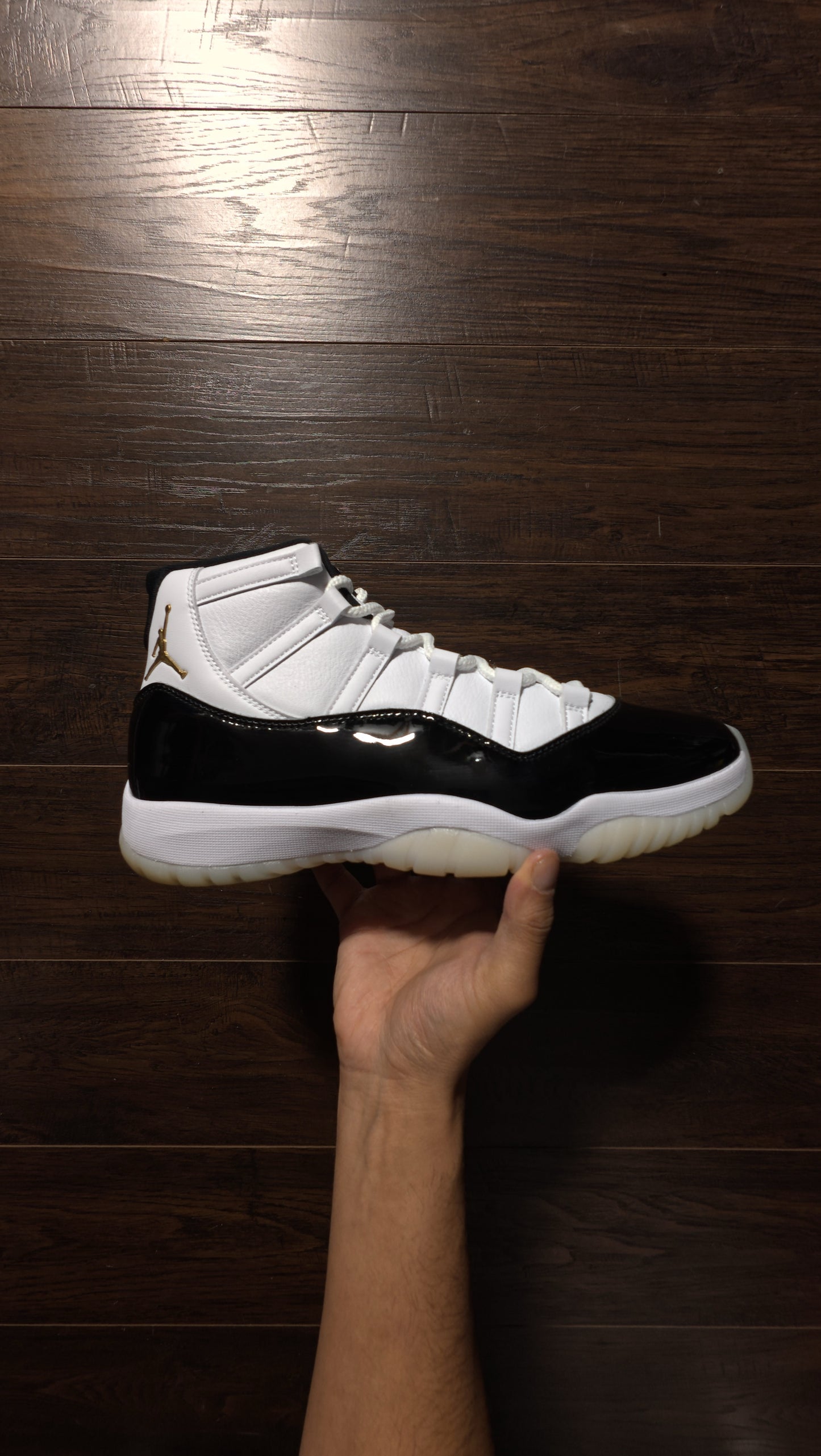 Jordan 11 Retro DMP Gratitude (2023) [USED] – 11M