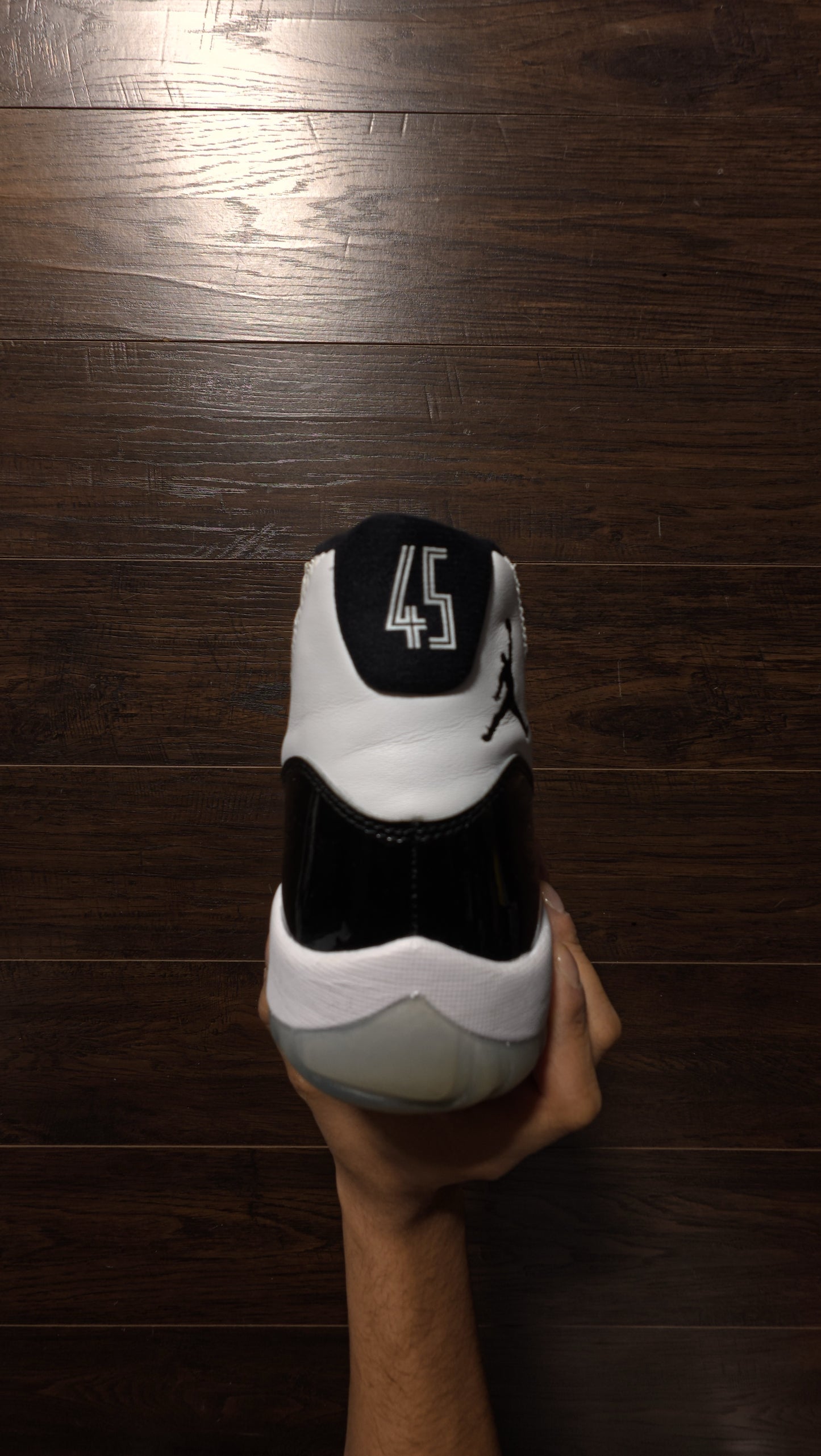 Jordan 11 Retro Concord (2018) [USED] – 11M