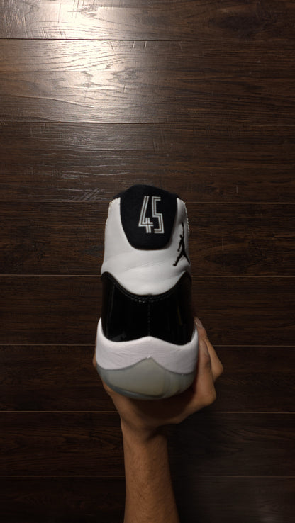 Jordan 11 Retro Concord (2018) [USED] – 11M