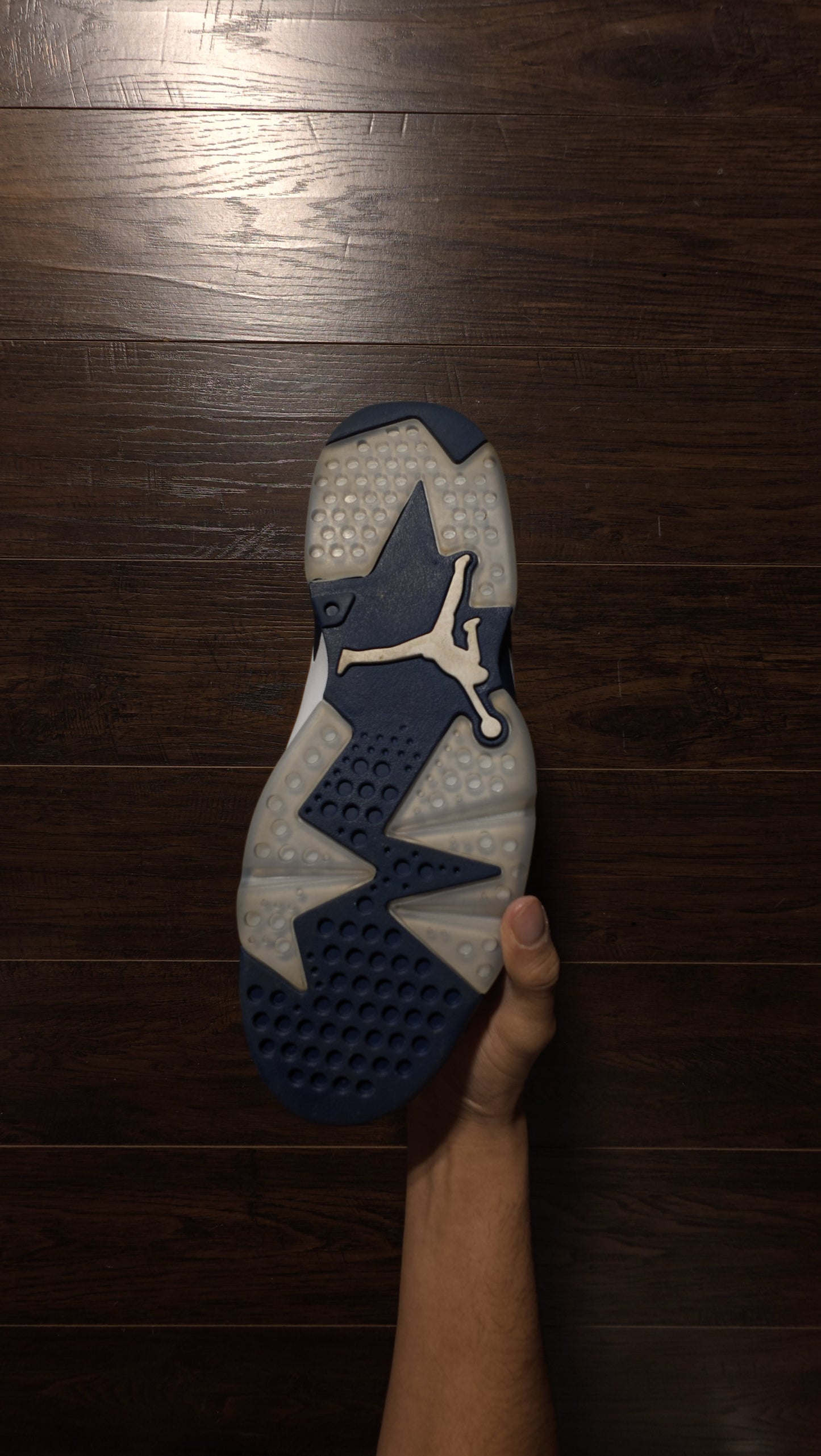 Jordan 6 Retro Midnight Navy (2022) [USED] – 11M