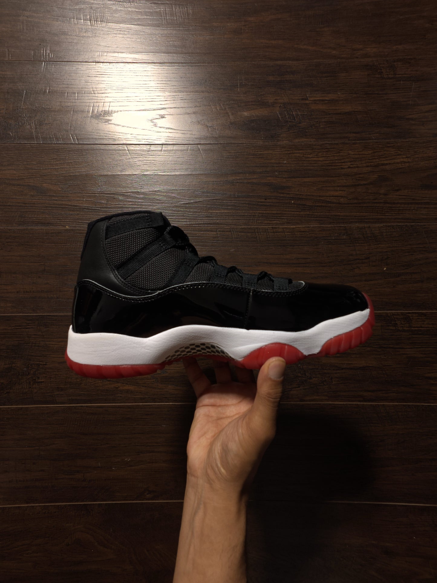 Jordan 11 Retro Playoffs Bred (2019) [NEW] – 9M