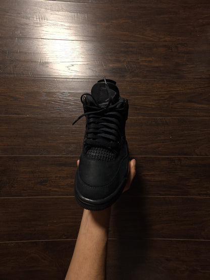 Jordan 4 Retro Black Cat (2025) [USED] - 7.5M