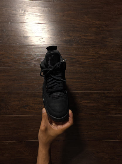 Jordan 4 Retro Black Cat (2025) [USED] - 7.5M