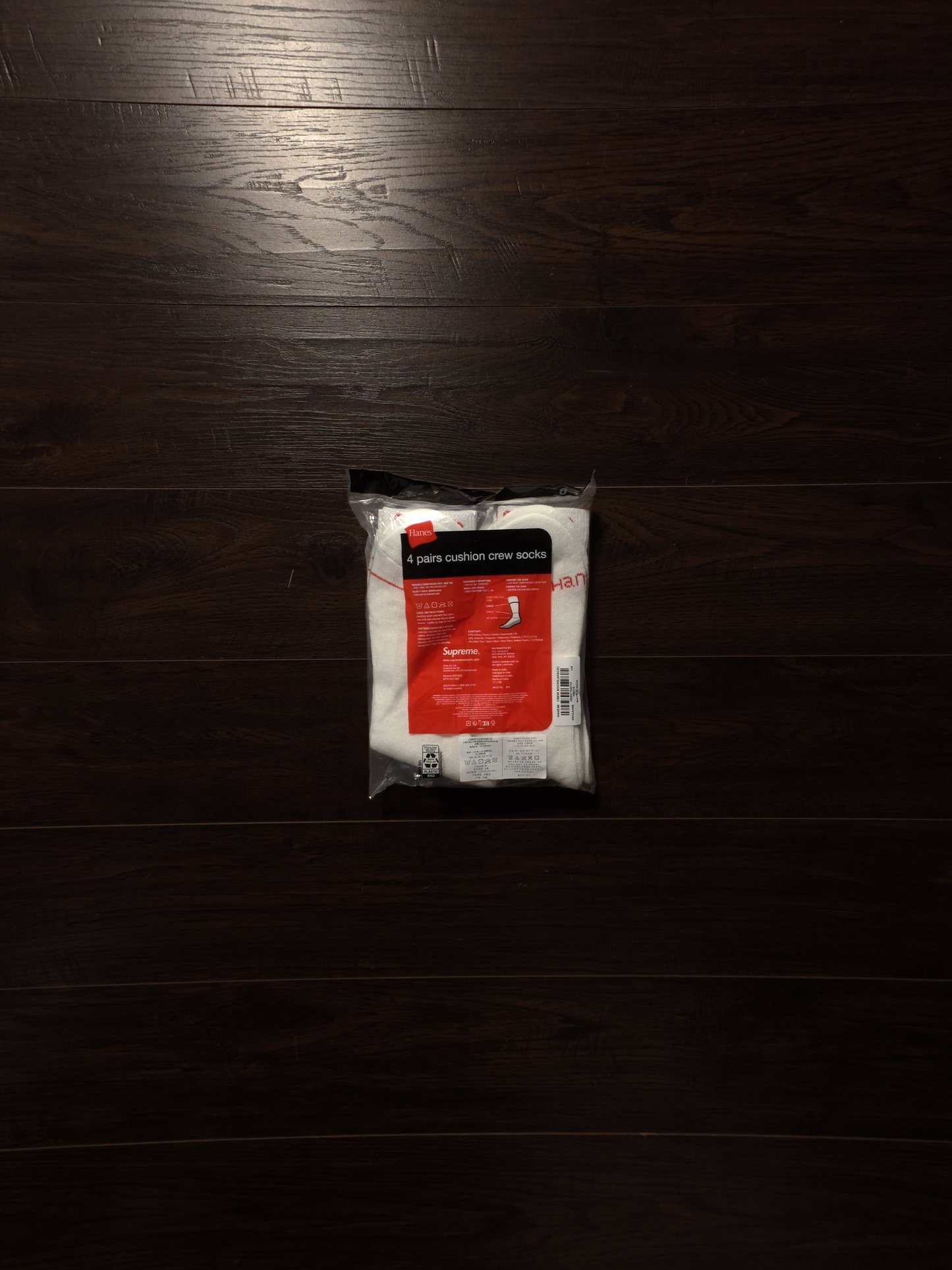 Supreme Hanes Crew Socks (4 Pack) White [NEW] - Fits Size 6-12