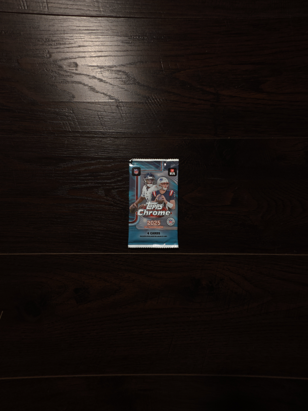 2025 Topps Chrome Football 4-Card Pack