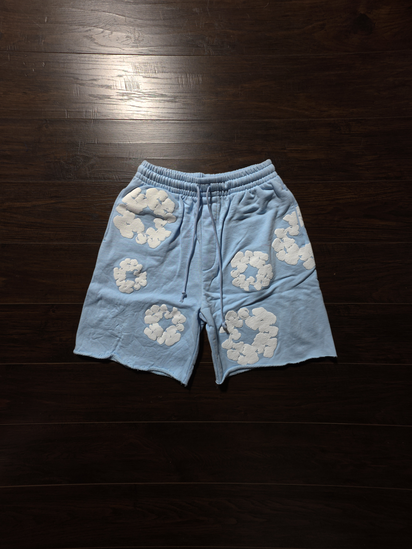 Denim Tears The Cotton Wreath Sweatshorts Powder Blue [NEW]