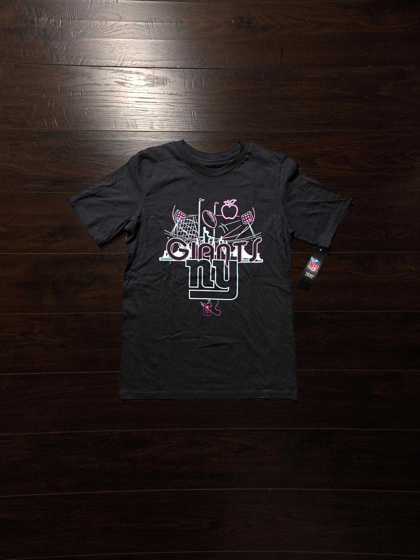 Fanatics Fest 2026 Target Booth New York Giants NFL Neon Graphic Youth T-Shirt [NEW] – Kids L