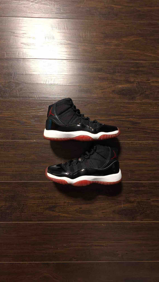 Jordan 11 Retro Playoffs Bred (2019) (GS) [USED] - 5.5Y