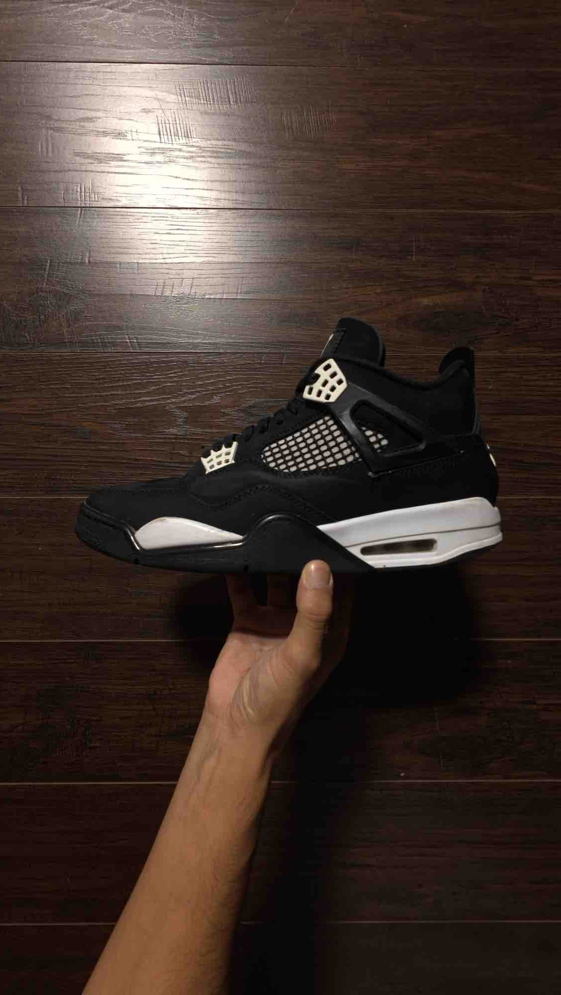 Jordan 4 Retro White Thunder [USED] - 11.5 M