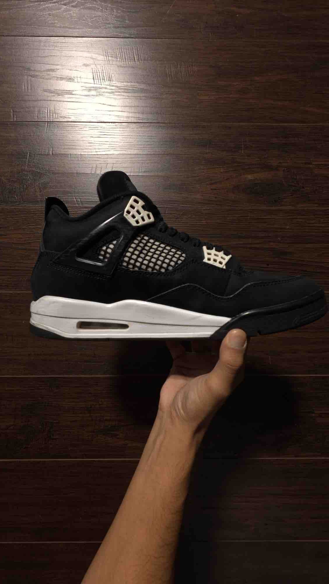 Jordan 4 Retro White Thunder [USED] - 11.5 M