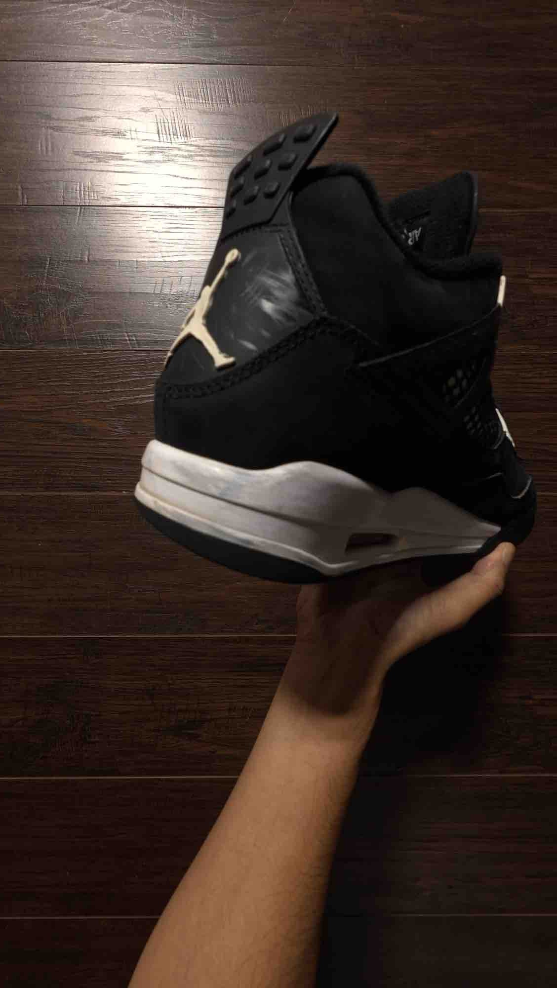 Jordan 4 Retro White Thunder [USED] - 11.5 M