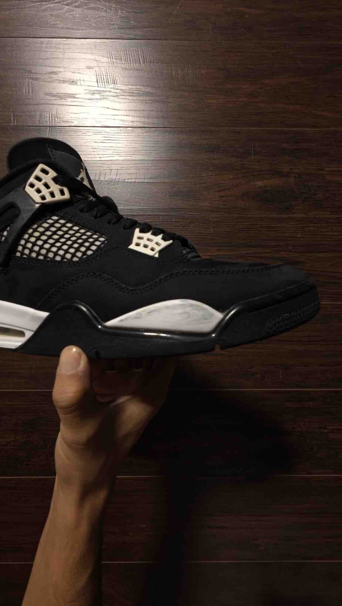 Jordan 4 Retro White Thunder [USED] - 11.5 M