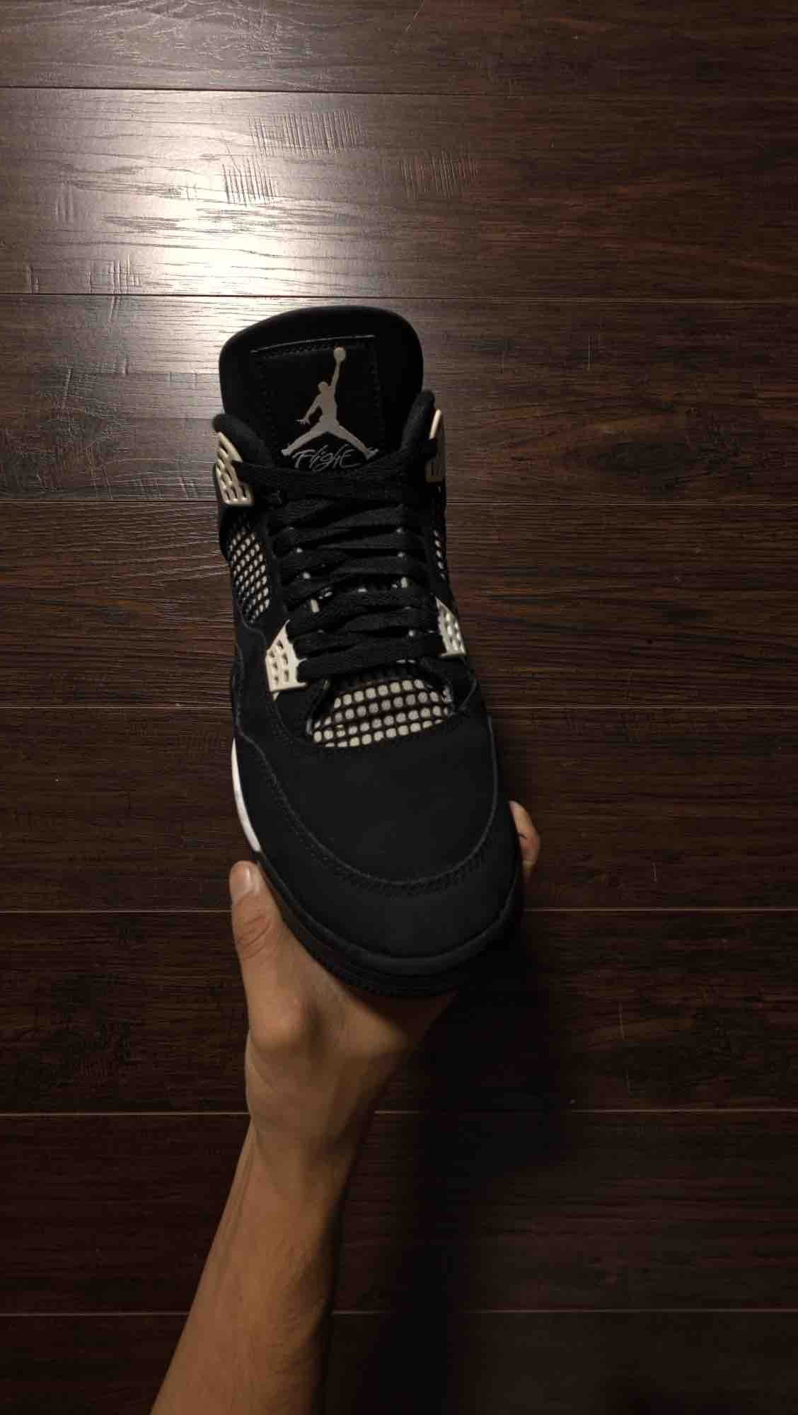 Jordan 4 Retro White Thunder [USED] - 11.5 M